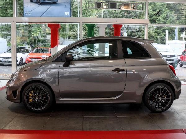 Abarth 695